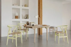 Carl Hansen & Søn Y-stol CH24 Soft Blue af Hans J. Wegner><noscript><img width=