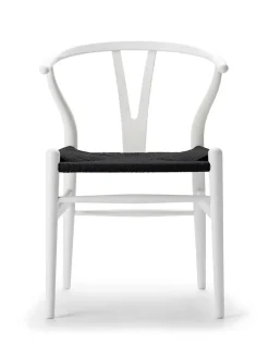 Carl Hansen & Søn Y-stol CH24 Soft Natural White med sort flet af Hans J. Wegner> Spisebordsstole