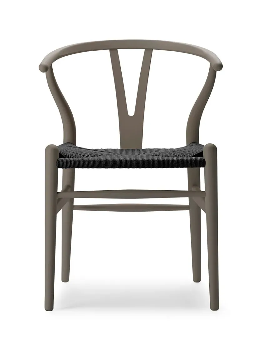 Carl Hansen & Søn Y-stol CH24 Soft Pewter med sort flet af Hans J. Wegner> Spisebordsstole