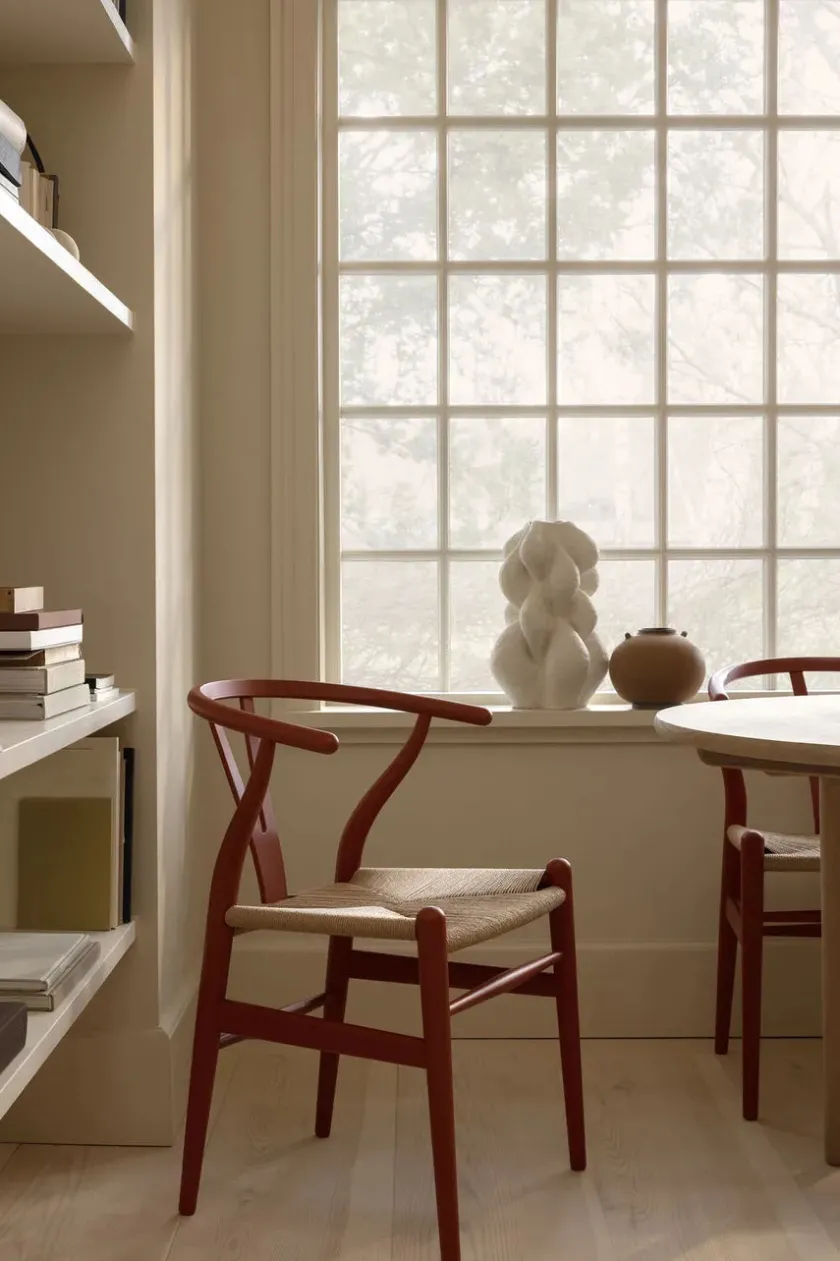 Carl Hansen & Søn Y-stol CH24 Soft Silver Grey af Hans J. Wegner> Spisebordsstole