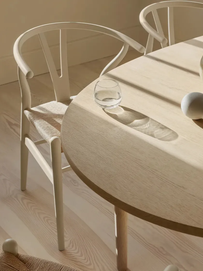 Carl Hansen & Søn Y-stol CH24 Soft Silver Grey af Hans J. Wegner> Spisebordsstole