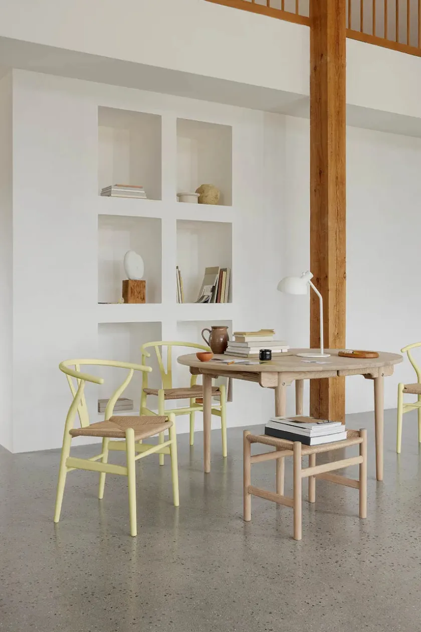 Carl Hansen & Søn Y-stol CH24 Soft Silver Grey af Hans J. Wegner> Spisebordsstole