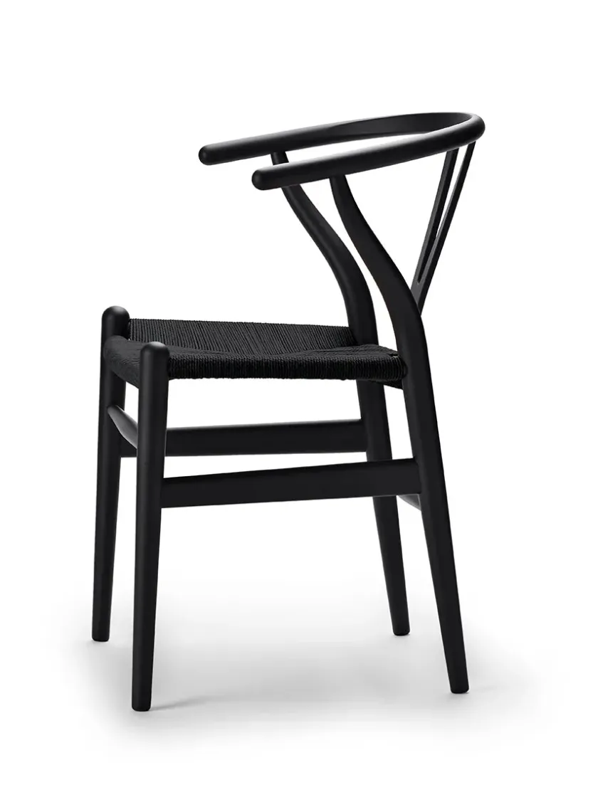 Carl Hansen & Søn Y-stol CH24 Soft Silver Grey med sort flet af Hans J. Wegner> Spisebordsstole