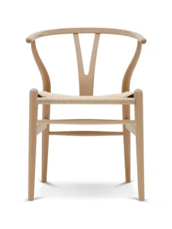 Carl Hansen & Søn Y-stol CH24, sort bøg af Hans J. Wegner><noscript><img width=
