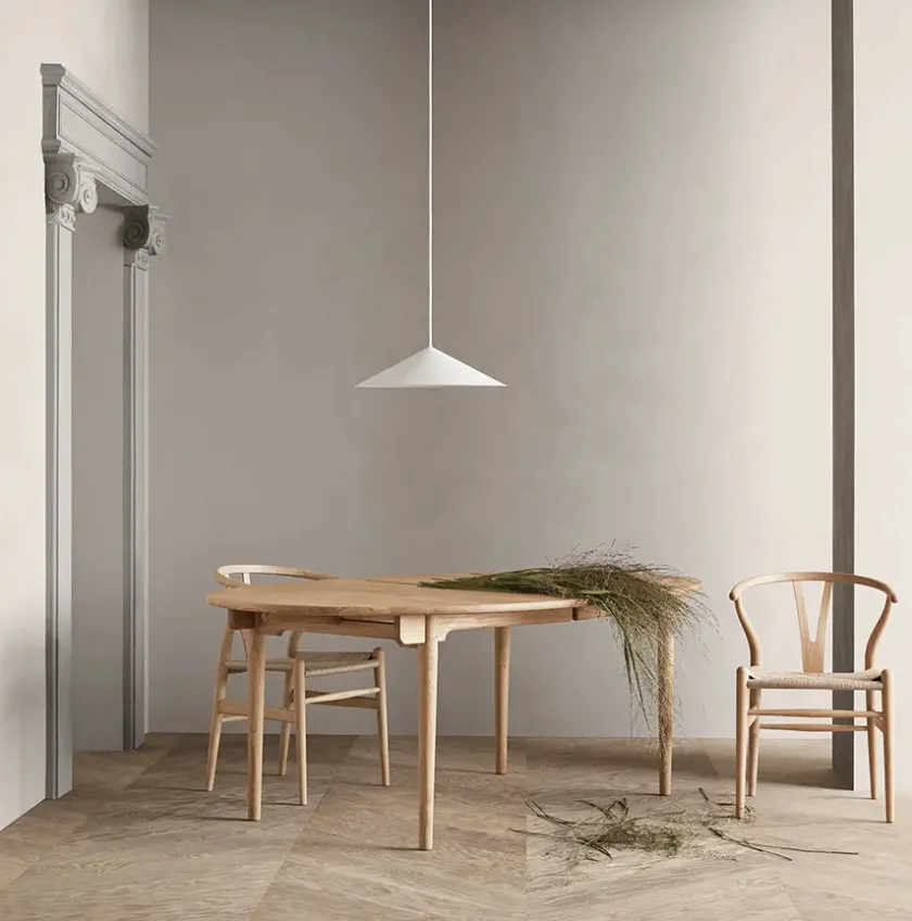 Carl Hansen & Søn Y-stol CH24, sort eg af Hans J. Wegner> Spisebordsstole