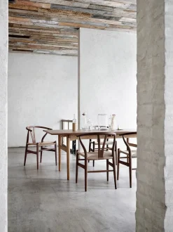 Carl Hansen & Søn Y-stol CH24, Valnød lak af Hans J. Wegner> Spisebordsstole
