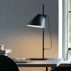 Louis Poulsen Yuh bordlampe fra><noscript><img width=