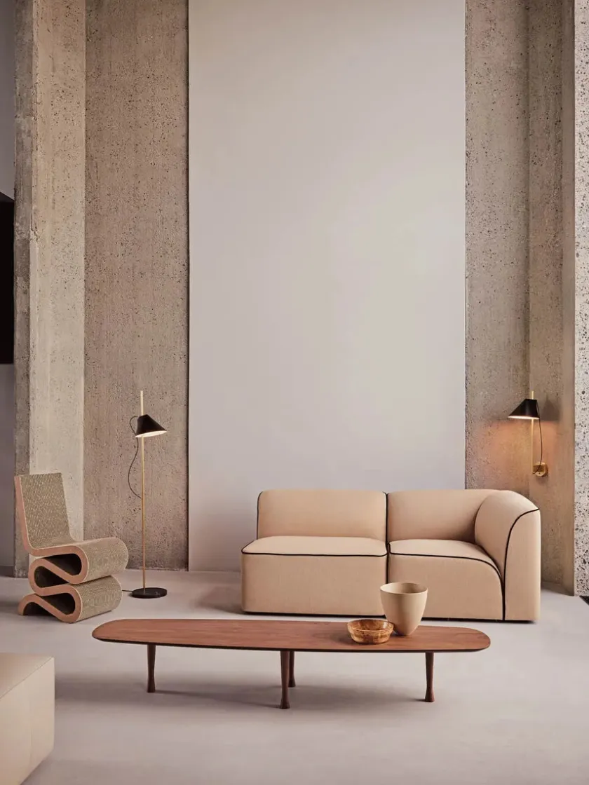 Louis Poulsen Yuh Brass gulvlampe fra> Gulvlamper|Spots