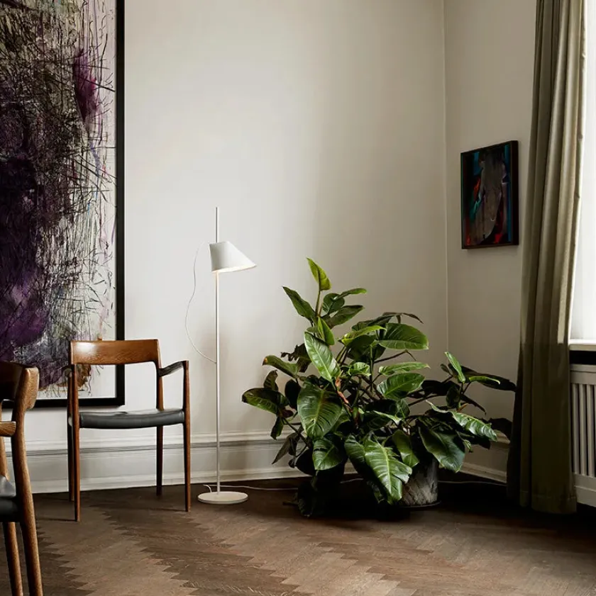 Louis Poulsen Yuh gulvlampe fra> Gulvlamper|Spots